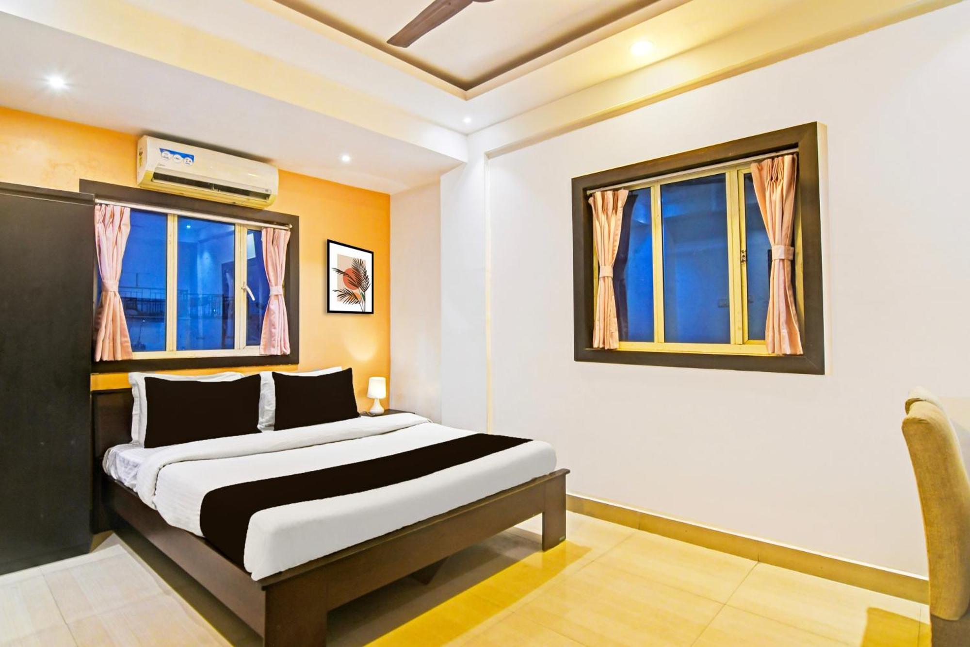 Super Hotel O Baguiati Nager Bazaar Esterno foto